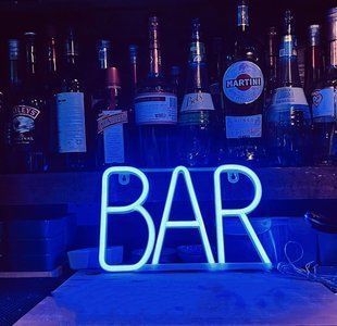 Портативная декоративная неоновая вывеска "BAR" синяя на батарейках/USB 29*14.5*2 см neon_bar_blue фото